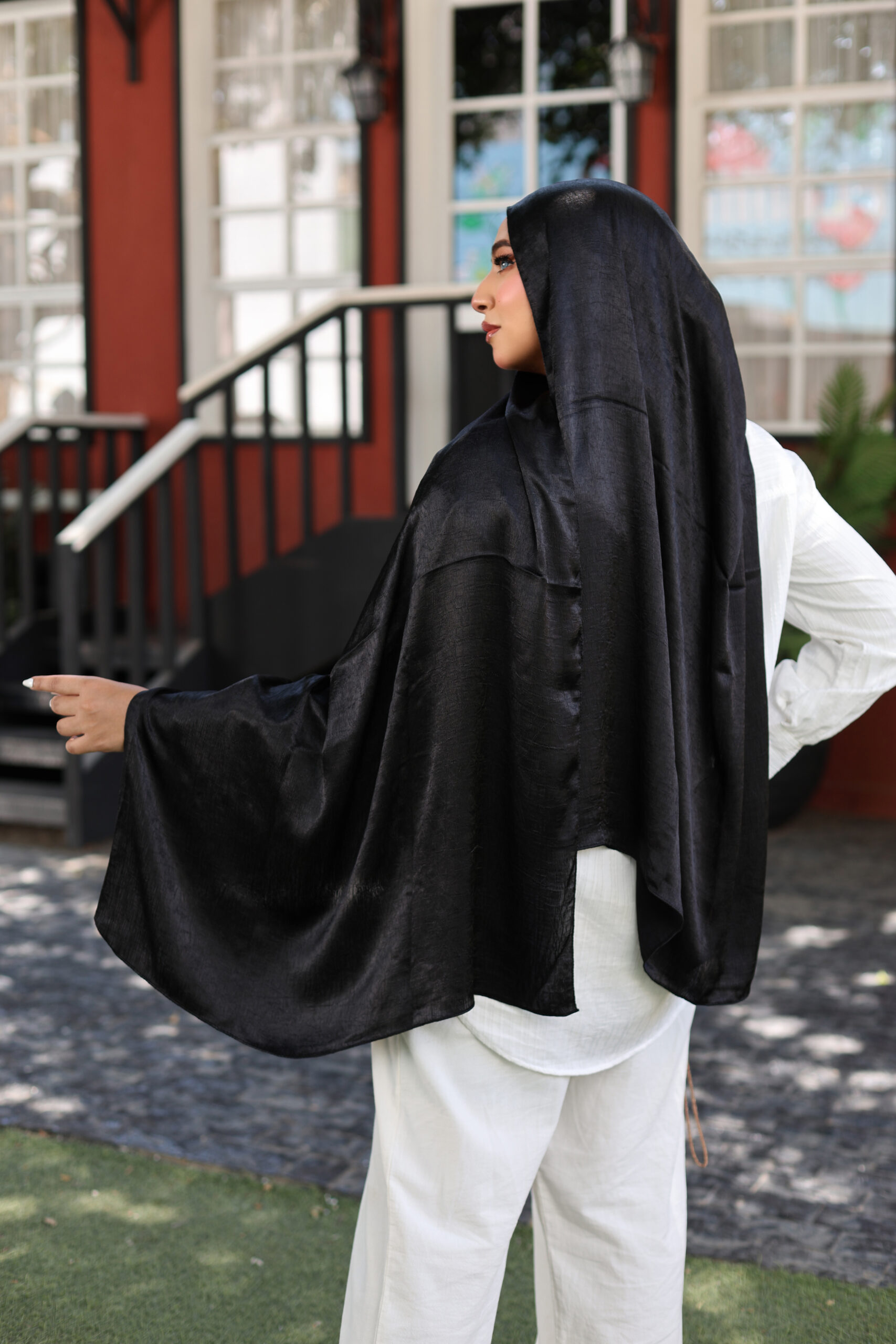 Lana Black - Image 2